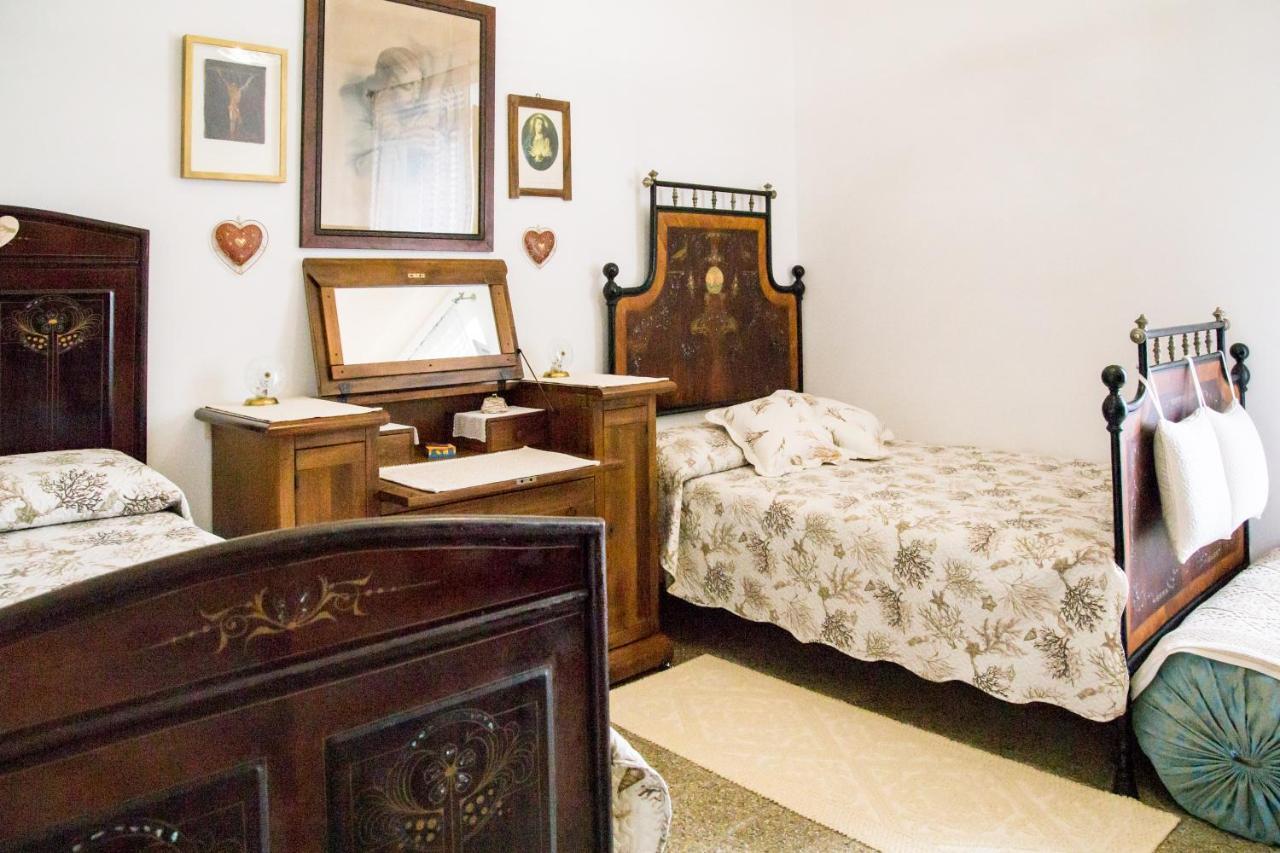 Casa Giglio Bed and Breakfast Alghero Buitenkant foto